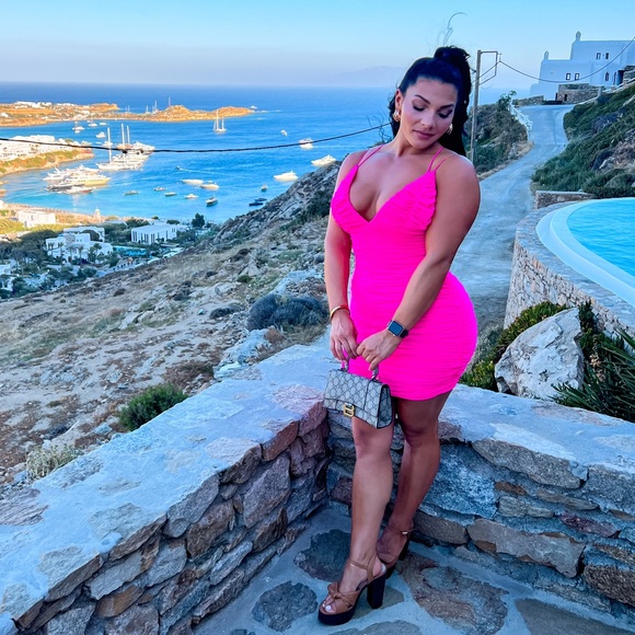 “Good Vibes” Deep V mini dress in neon pink - Picture 1 of 3